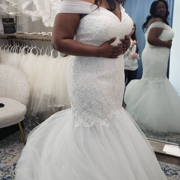 Madison James Bridal by Allure MJ612 Wedding Dress Size 20 Ivory